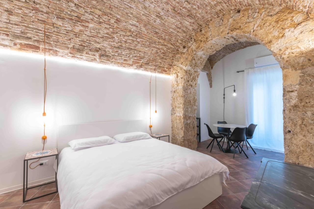 Calderai 82 Suites 1 E 2 Palermo Exterior photo