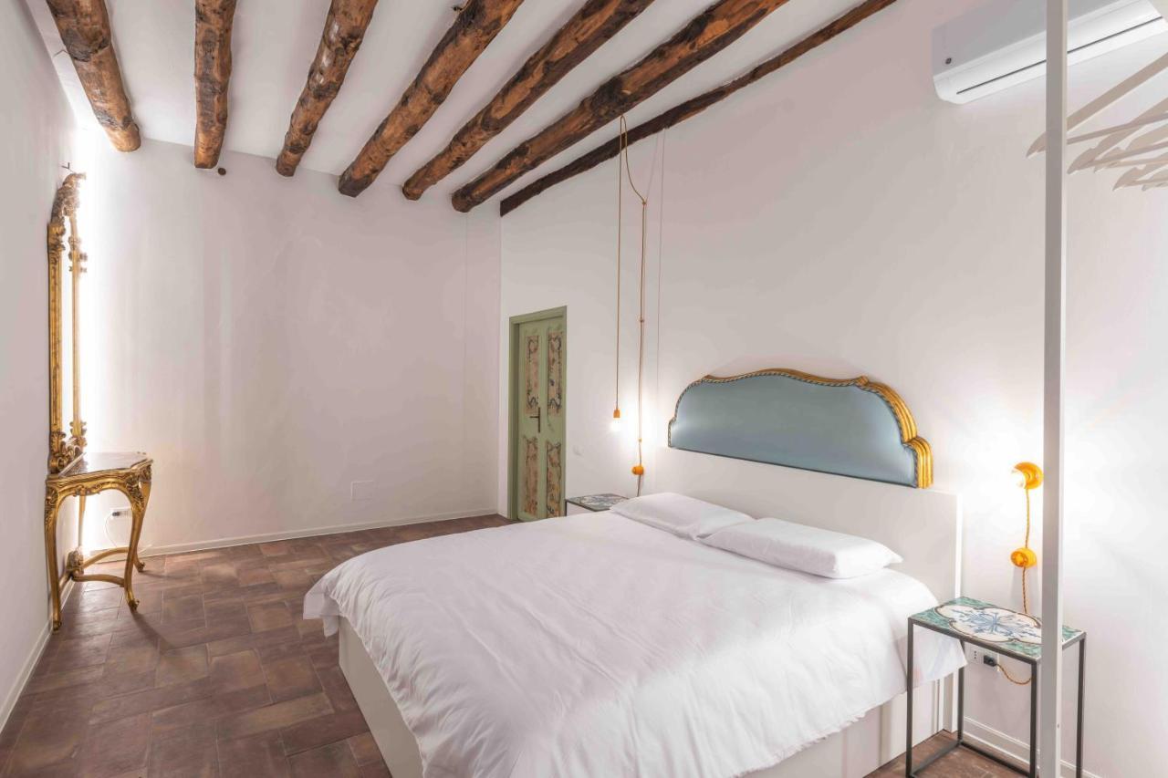 Calderai 82 Suites 1 E 2 Palermo Exterior photo